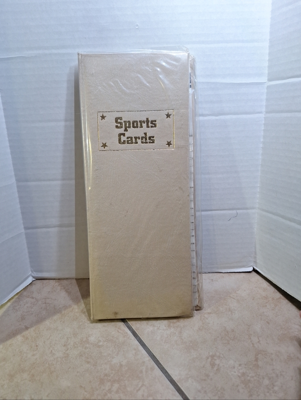 Studio Bi-fold Baseball/Sports Card Holder 1994 Storage Transport 100 Cards
